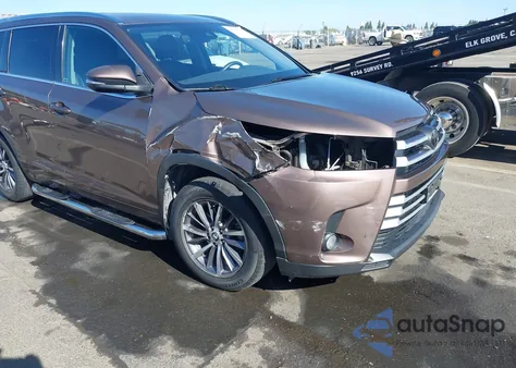 2017 Toyota Highlander Xle from USA, damaged, VIN 5TDJZRFH4HS419151